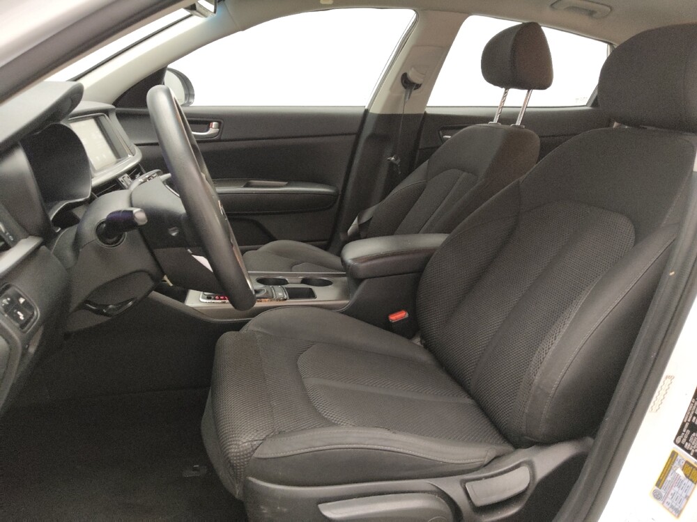 2020 Kia Optima in Fort Worth, TX 76116 - 18083808 17