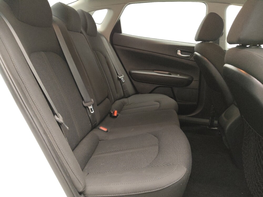 2020 Kia Optima in Fort Worth, TX 76116 - 18083808 19