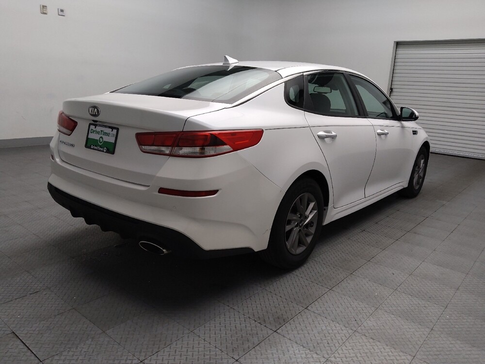 2020 Kia Optima in Fort Worth, TX 76116 - 18083808 9