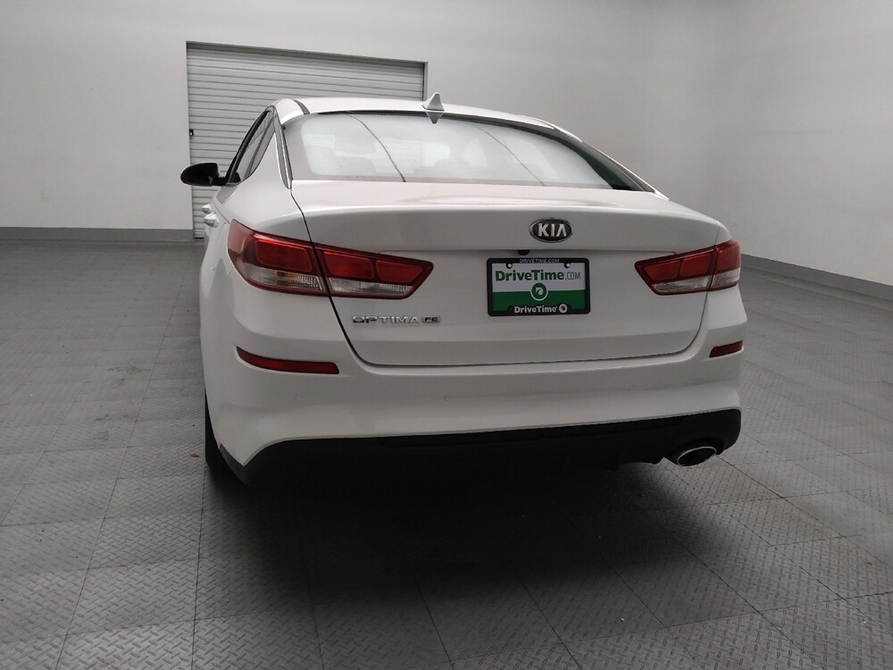 2020 Kia Optima in Fort Worth, TX 76116 - 18083808 6