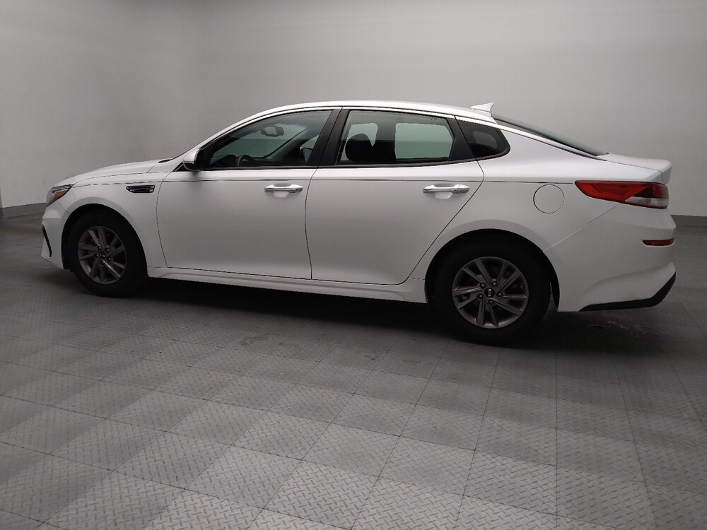 2020 Kia Optima in Fort Worth, TX 76116 - 18083808 3