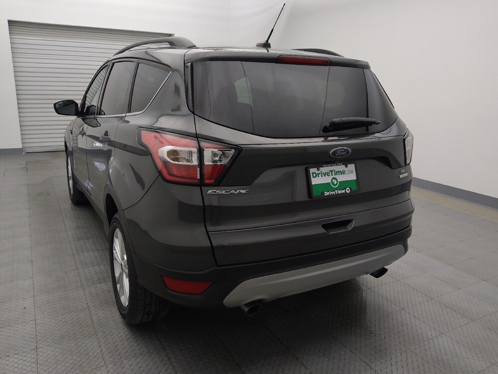 2018 Ford Escape in Houston, TX 77034 - 18083809 6