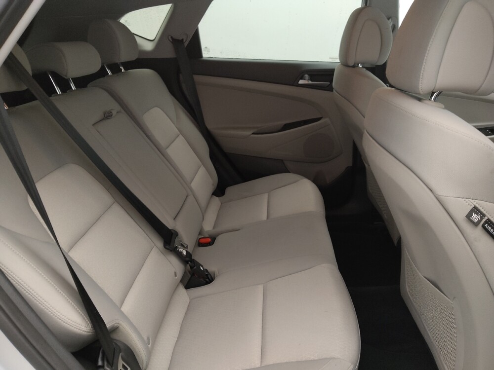 2017 Hyundai Tucson in St. Louis, MO 63136 - 18083812 19