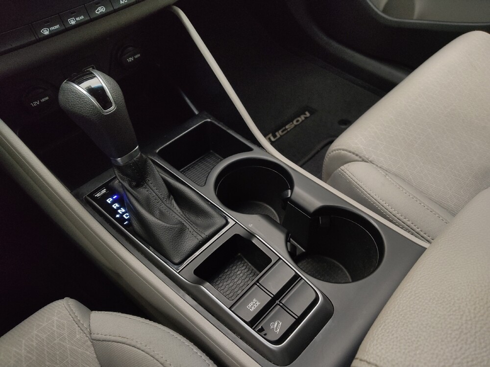 2017 Hyundai Tucson in St. Louis, MO 63136 - 18083812 26