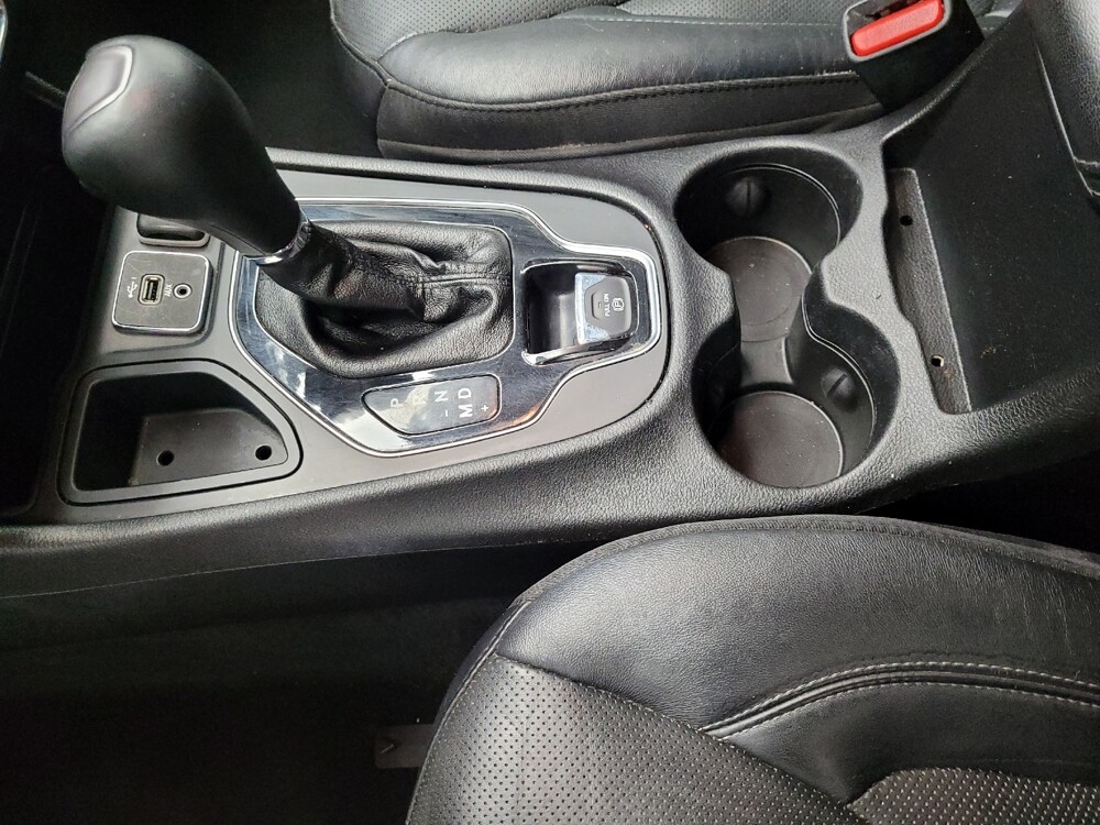 2020 Jeep Cherokee in Las Vegas, NV 89104 - 18083815 26