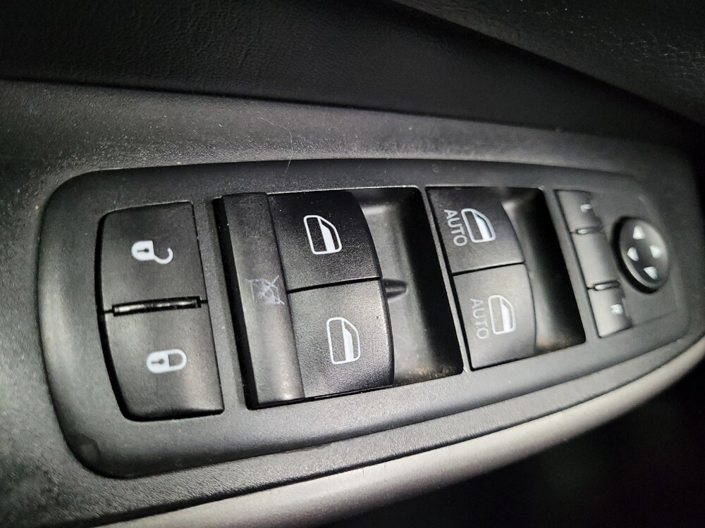 2020 Jeep Cherokee in Las Vegas, NV 89104 - 18083815 27