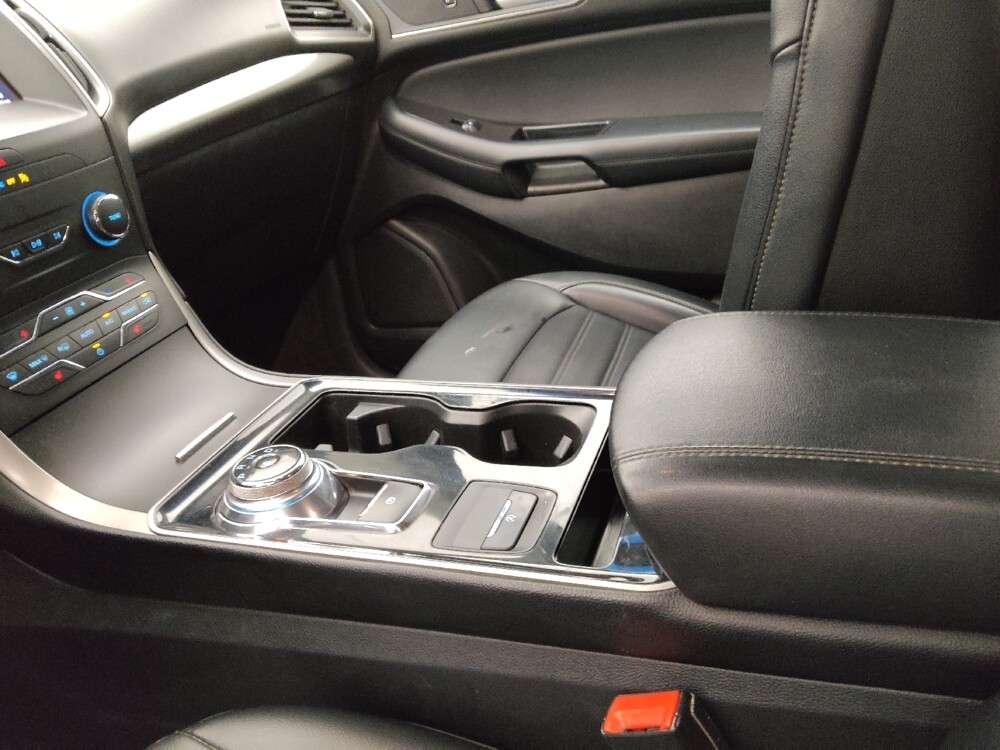 2019 Ford Edge in Tampa, FL 33612 - 18083818 26