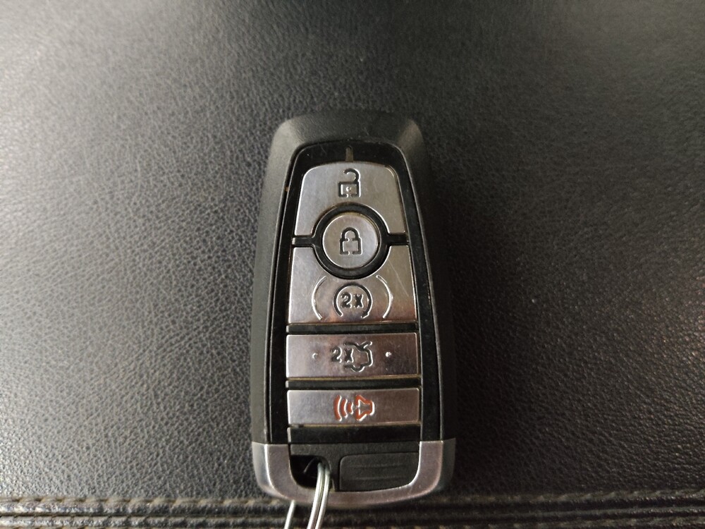 2019 Ford Edge in Tampa, FL 33612 - 18083818 32