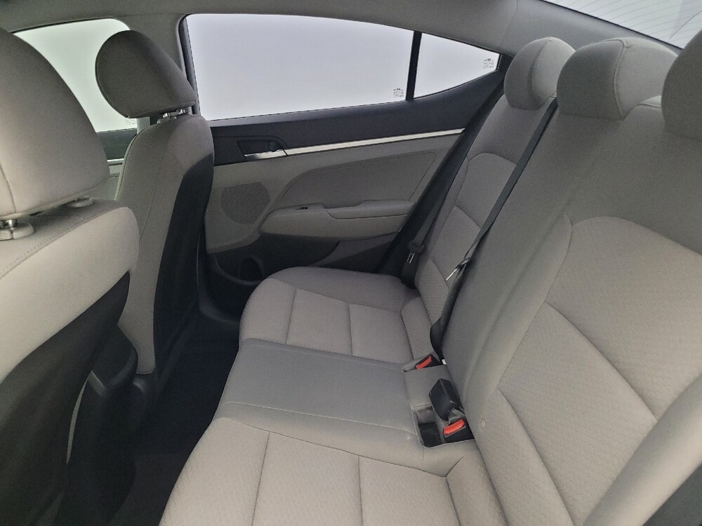 2019 Hyundai Elantra in Tampa, FL 33612 - 18083819 18