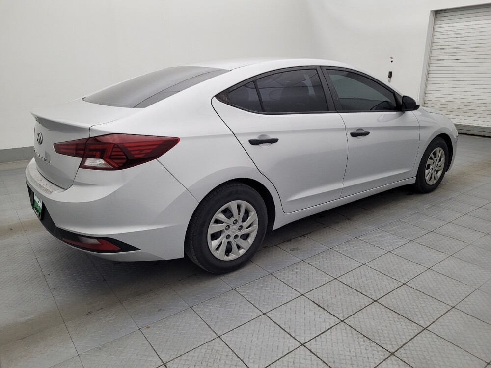 2019 Hyundai Elantra in Tampa, FL 33612 - 18083819 10