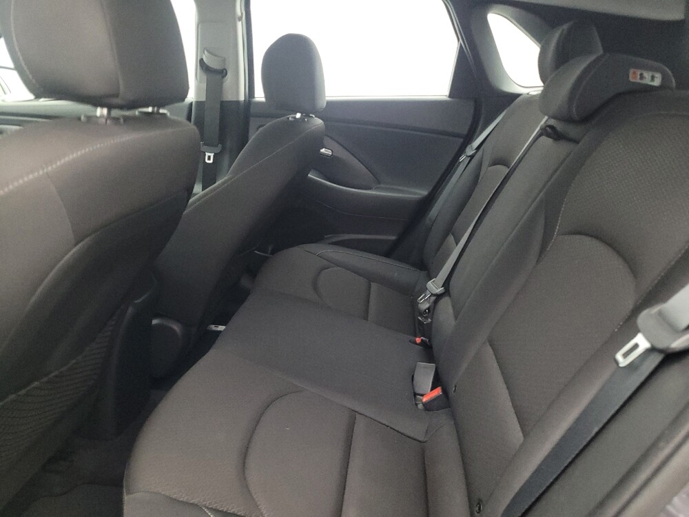 2018 Hyundai Elantra in Tampa, FL 33612 - 18083829 18