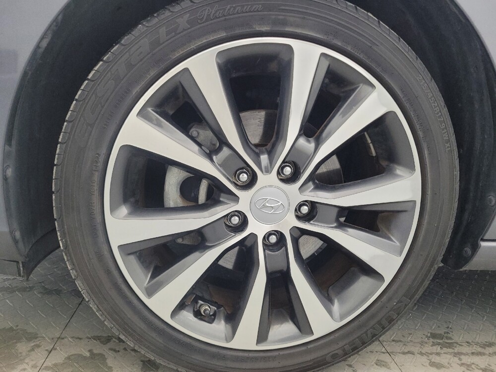 2018 Hyundai Elantra in Tampa, FL 33612 - 18083829 31