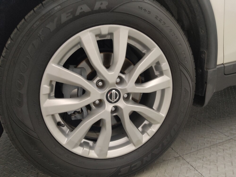 2018 Nissan Rogue in Charleston, SC 29414 - 18083833 31