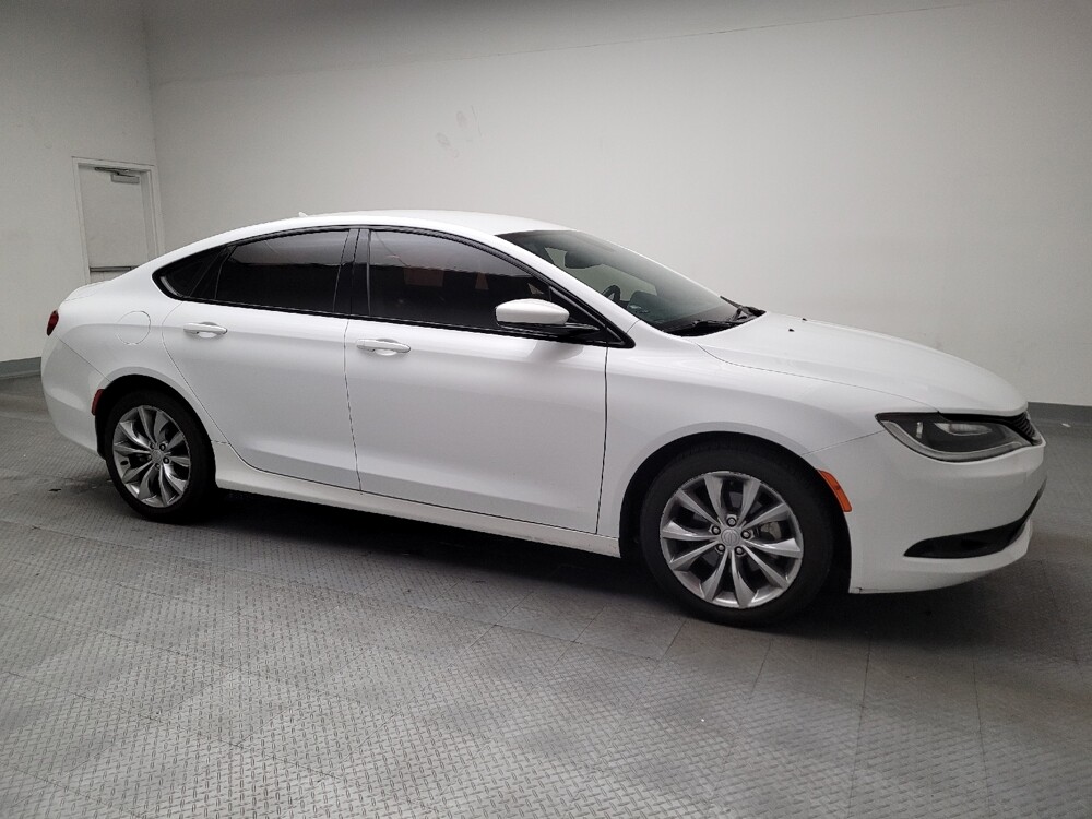 2016 Chrysler 200 in Montclair, CA 91763 - 18083849 11