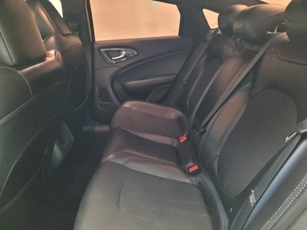 2016 Chrysler 200 in Montclair, CA 91763 - 18083849 18