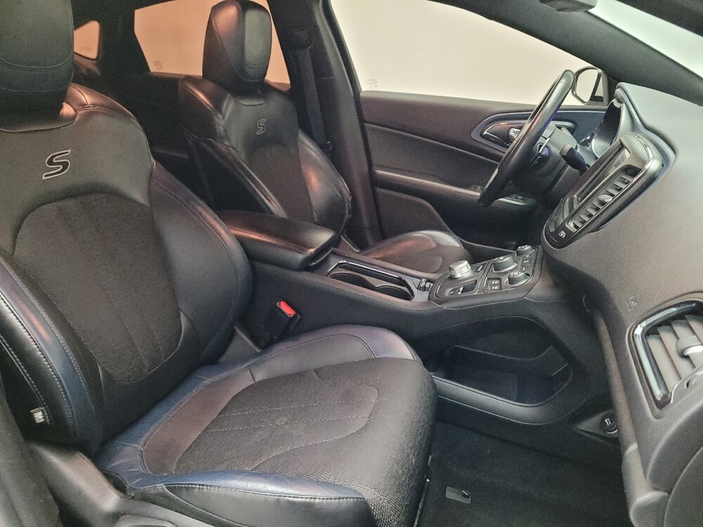 2016 Chrysler 200 in Montclair, CA 91763 - 18083849 21