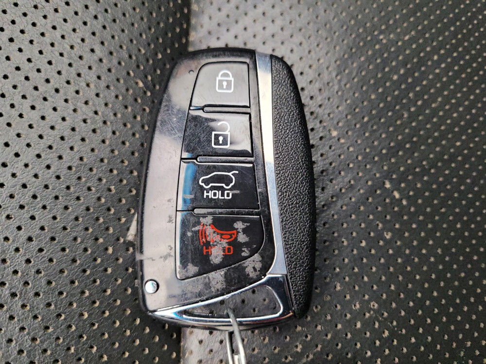 2017 Hyundai Santa Fe in Montclair, CA 91763 - 18083850 32