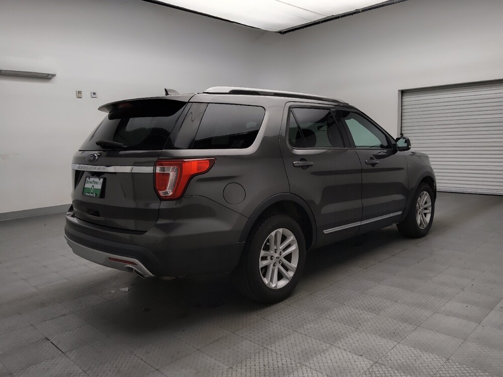 2017 Ford Explorer in El Paso, TX 79907 - 18083868 9