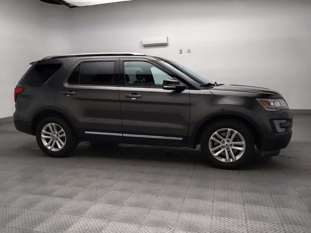 2017 Ford Explorer in El Paso, TX 79907 - 18083868 11