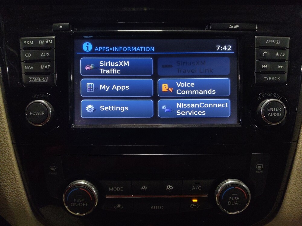 2016 Nissan Rogue in Pensacola, FL 32505 - 18083872 25