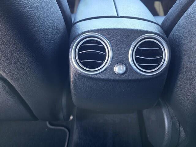 2018 Mercedes-Benz GLC 300 in Mesa, AZ 85212 - 18083886 32