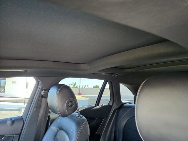 2018 Mercedes-Benz GLC 300 in Mesa, AZ 85212 - 18083886 50