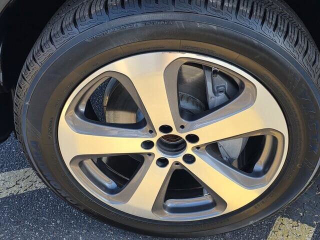 2018 Mercedes-Benz GLC 300 in Mesa, AZ 85212 - 18083886 47