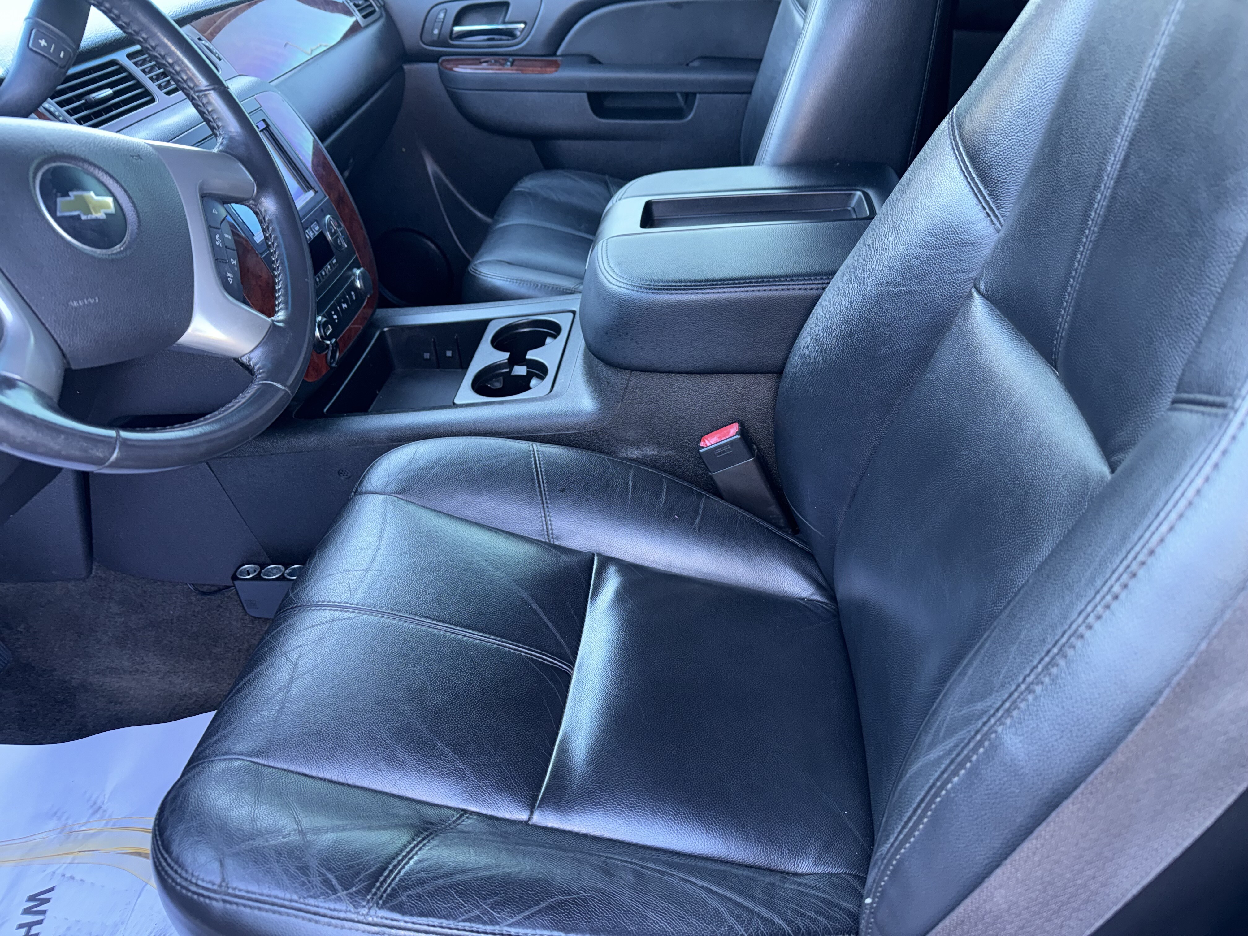 2013 Chevrolet Tahoe in Phoenix, AZ 85022 - 18083910 9