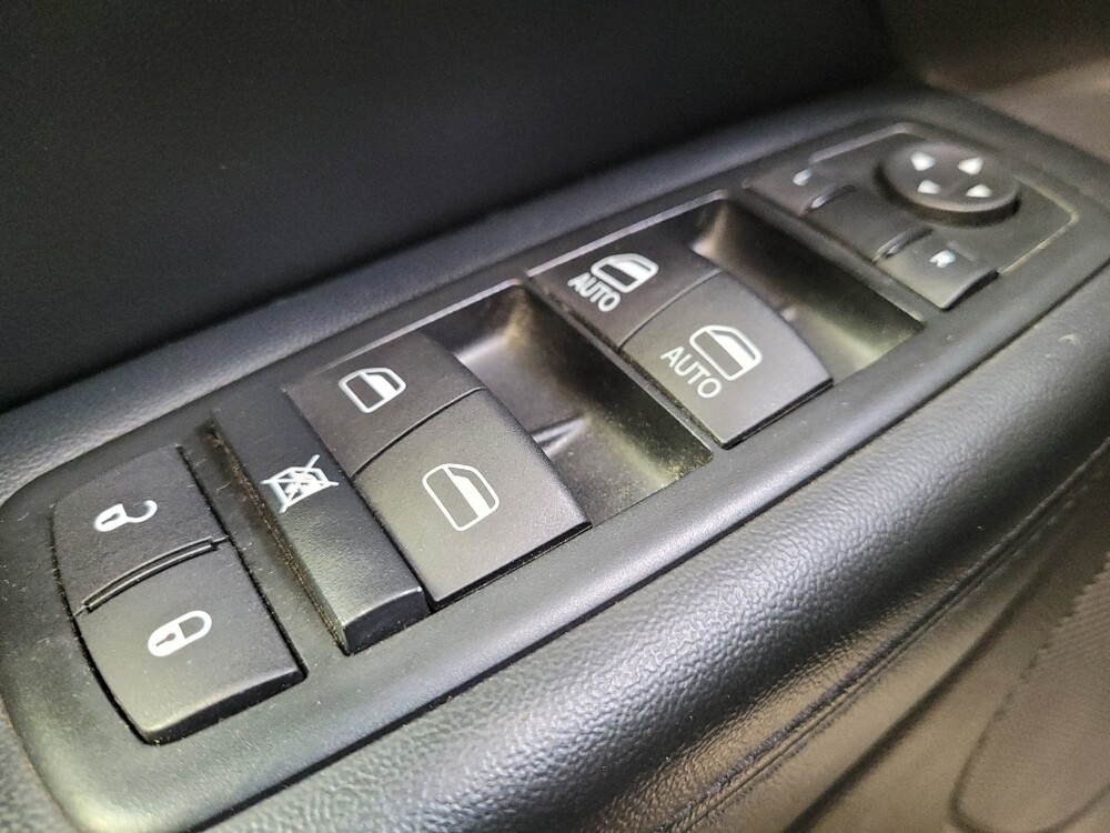 2015 Jeep Grand Cherokee in Riverside, CA 92504 - 18083915 27