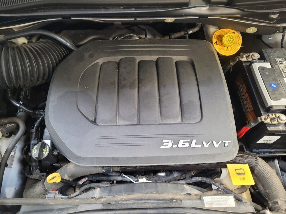 2015 Dodge Grand Caravan in Riverside, CA 92504 - 18083917 30