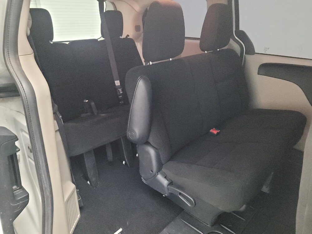 2015 Dodge Grand Caravan in Riverside, CA 92504 - 18083917 19