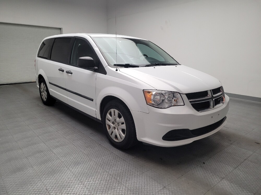 2015 Dodge Grand Caravan in Riverside, CA 92504 - 18083917 13