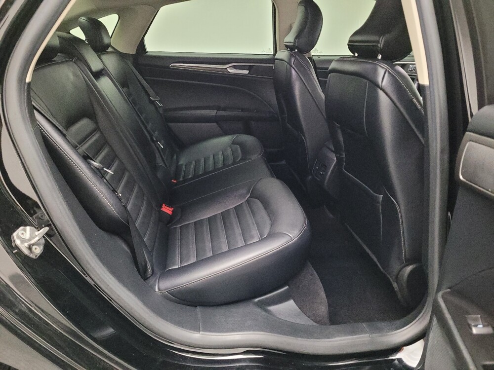 2017 Ford Fusion in Montclair, CA 91763 - 18083921 19