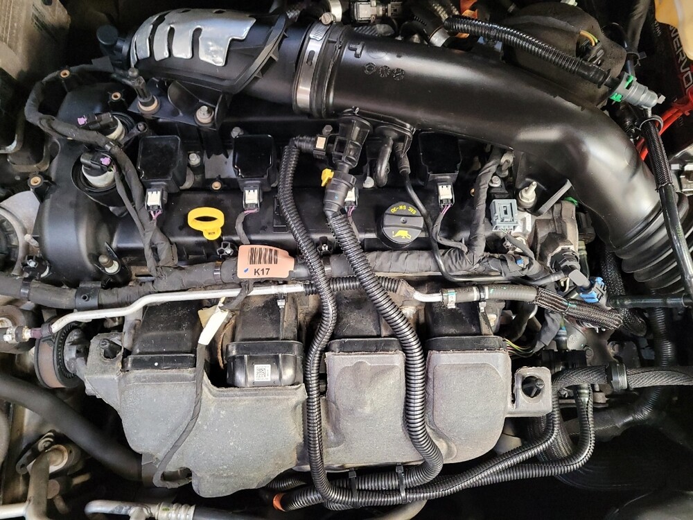 2017 Ford Fusion in Montclair, CA 91763 - 18083921 30