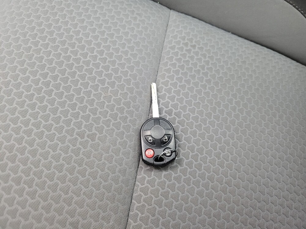 2017 Ford C-MAX in Allentown, PA 18103 - 18083946 32