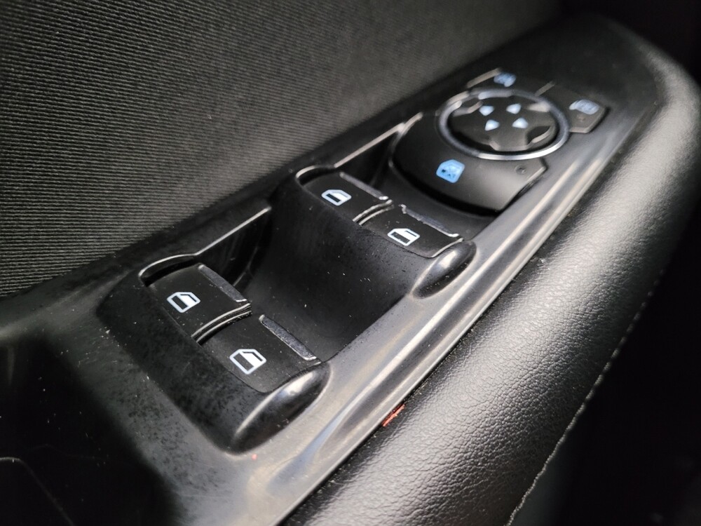 2016 Ford Edge in Glendale, AZ 85301 - 18083962 27