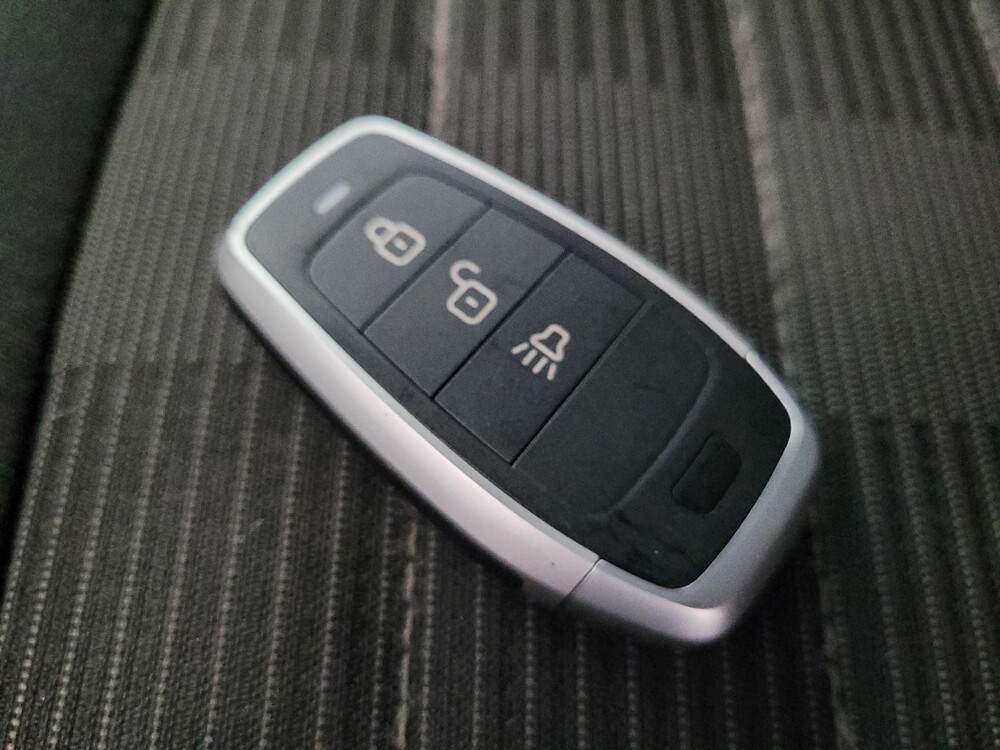 2016 Ford Edge in Glendale, AZ 85301 - 18083962 32