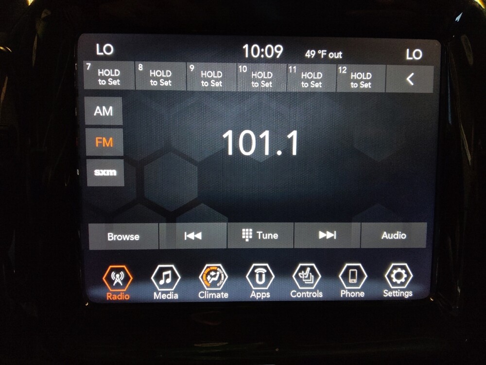 2021 Jeep Compass in Glendale, AZ 85301 - 18083970 25