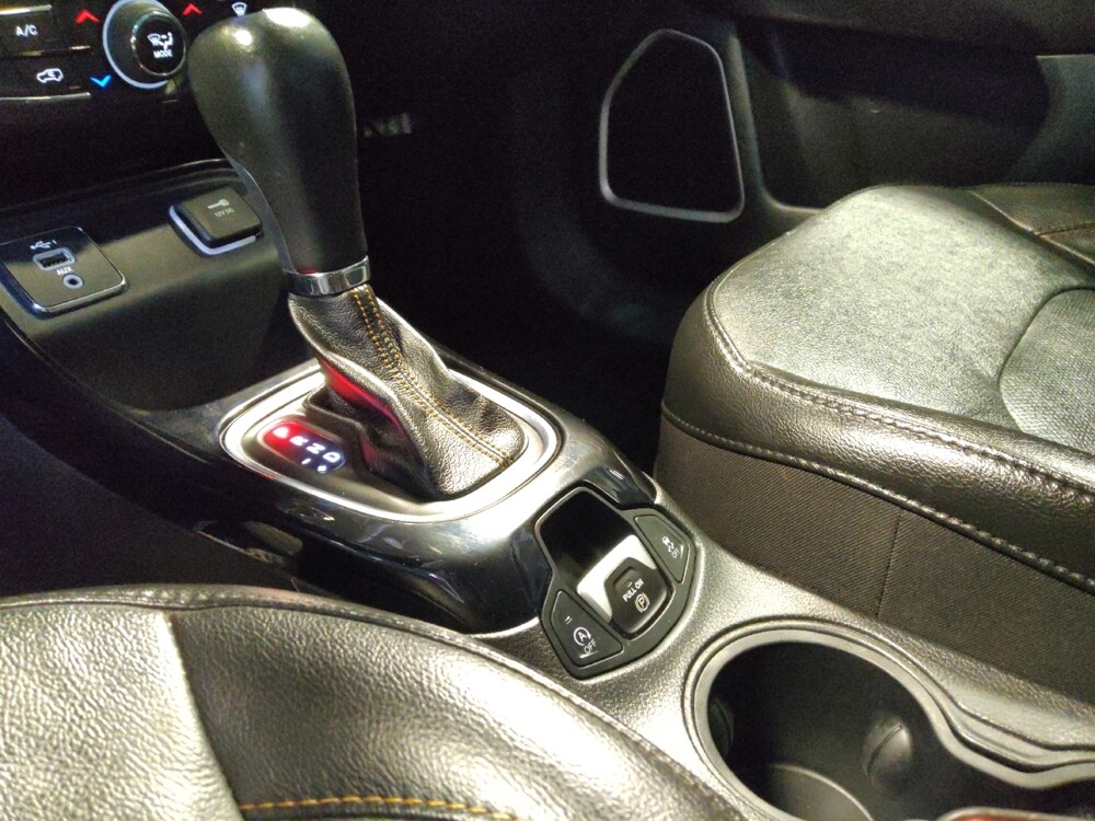 2021 Jeep Compass in Glendale, AZ 85301 - 18083970 26