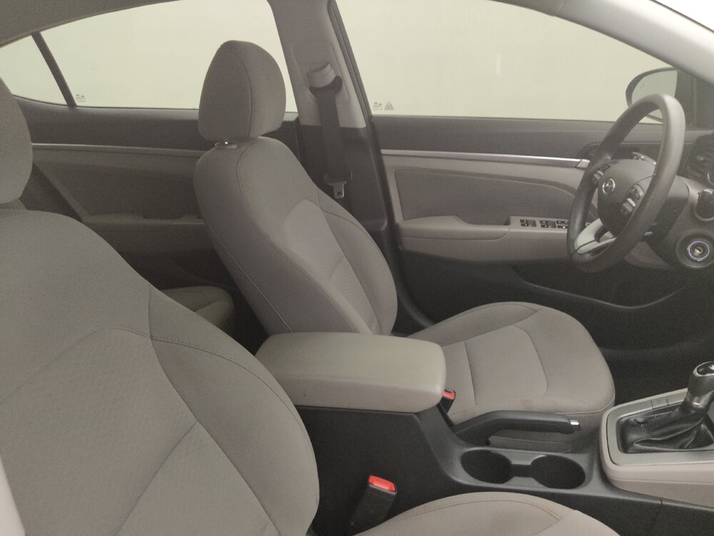 2020 Hyundai Elantra in Morrow, GA 30260 - 18083975 21
