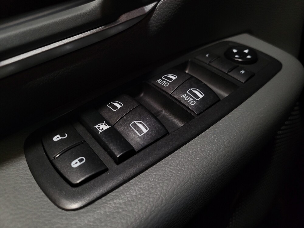 2020 RAM 1500 in Miami, FL 33157 - 18083993 27