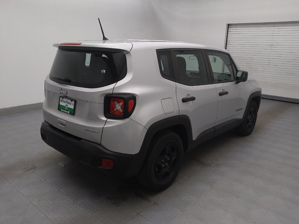 2019 Jeep Renegade in Fayetteville, NC 28304 - 18084006 9
