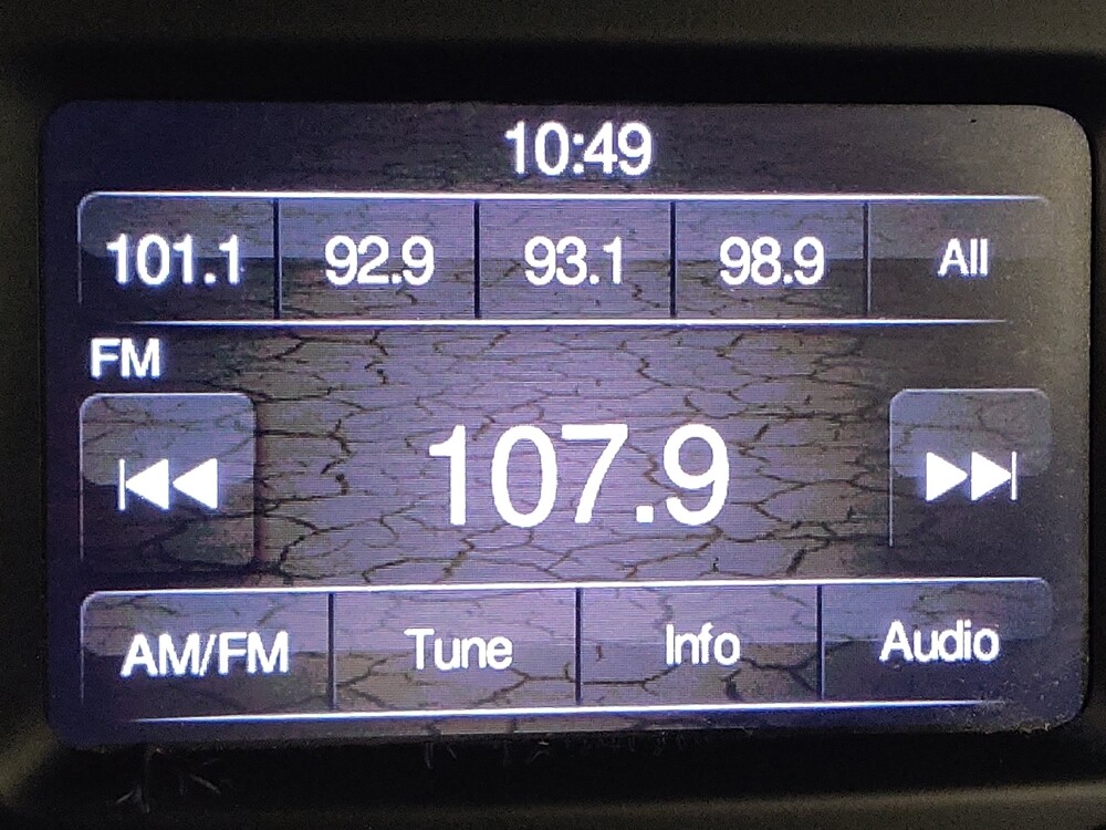 2019 Jeep Renegade in Fayetteville, NC 28304 - 18084006 24