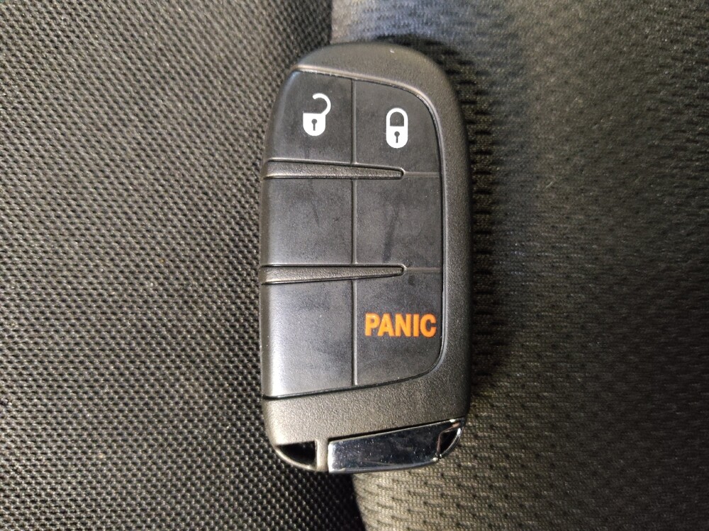 2019 Jeep Renegade in Fayetteville, NC 28304 - 18084006 31