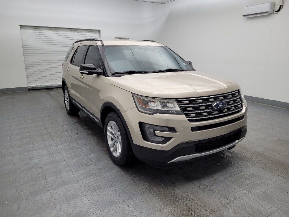 2017 Ford Explorer in Maple Heights, OH 44137 - 18084036 13