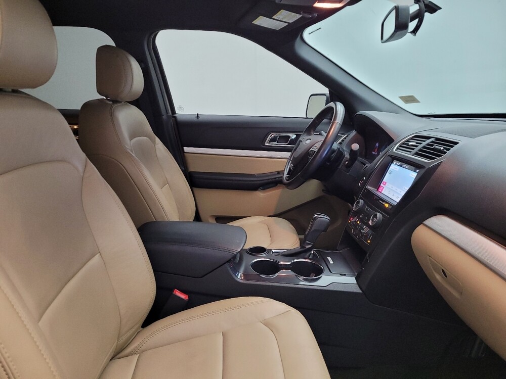 2017 Ford Explorer in Maple Heights, OH 44137 - 18084036 21