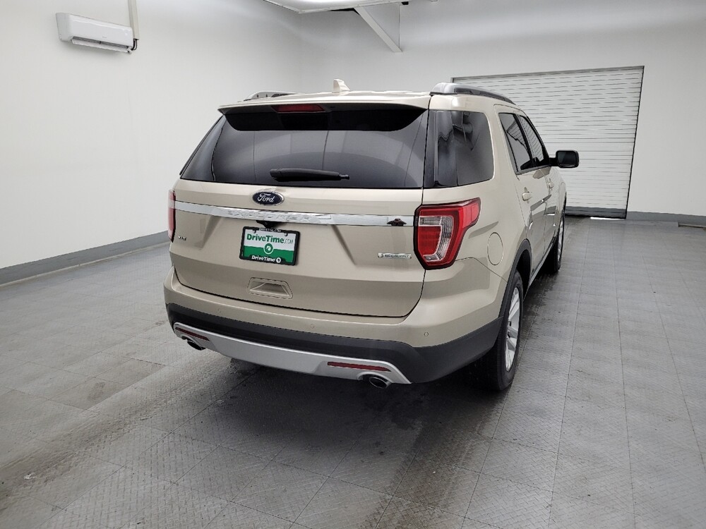 2017 Ford Explorer in Maple Heights, OH 44137 - 18084036 7