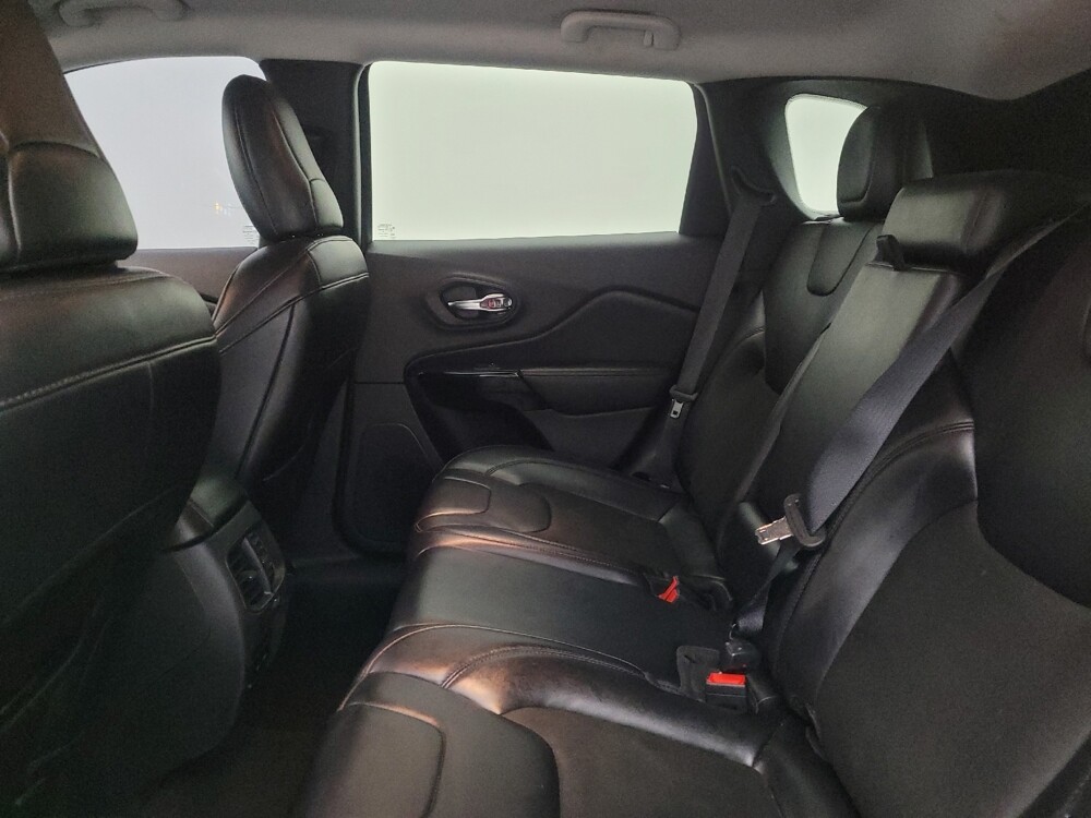 2020 Jeep Cherokee in Maple Heights, OH 44137 - 18084040 18