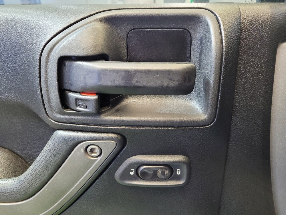 2014 Jeep Wrangler in Toledo, OH 43617 - 18084048 27