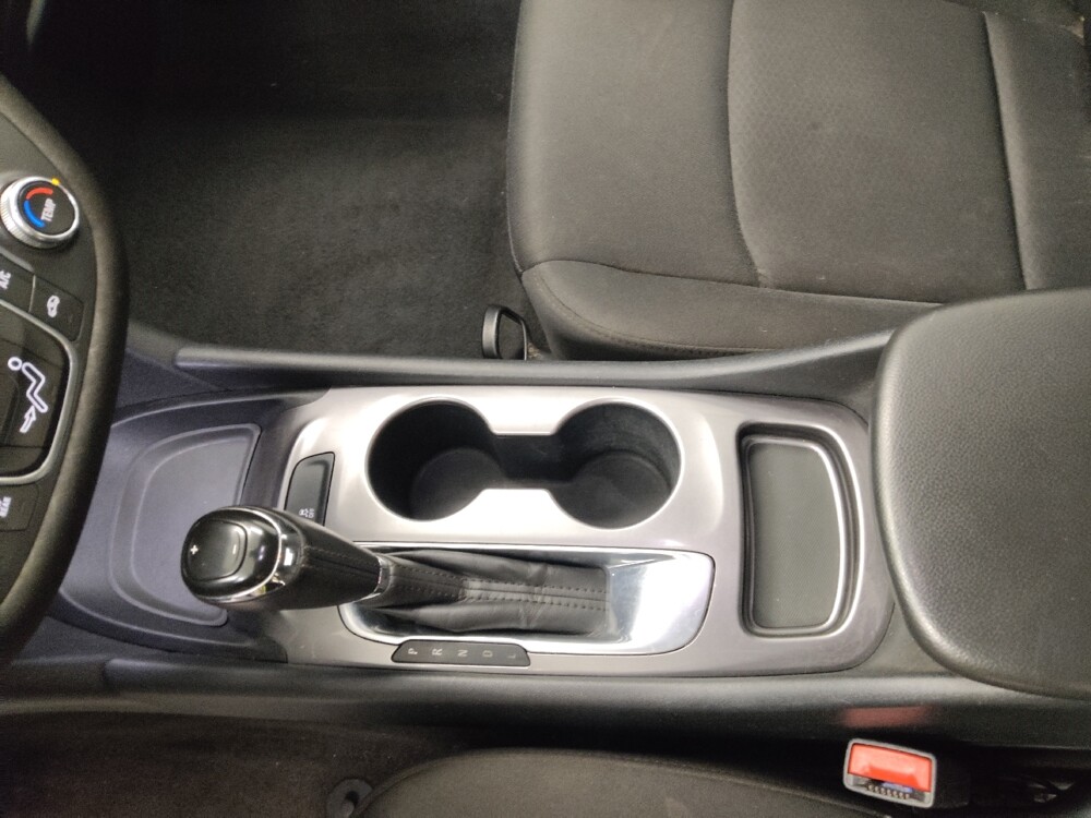 2020 Chevrolet Malibu in St. Louis, MO 63125 - 18084051 26